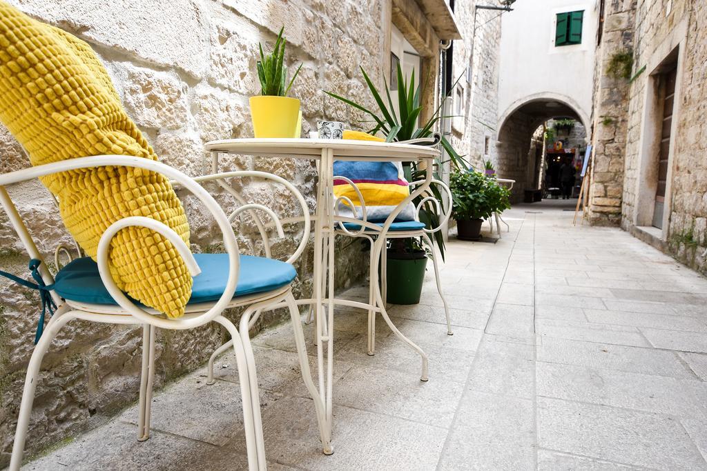 Tragos Lemon Tree Daire Trogir Dış mekan fotoğraf